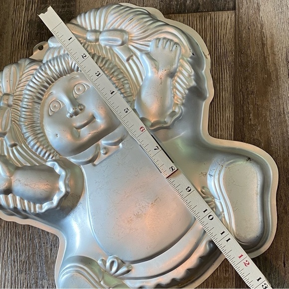 WILTON Vintage Cabbage Patch Kids Cake Pan, 1984 Made in Korea - Picture 9 of 10